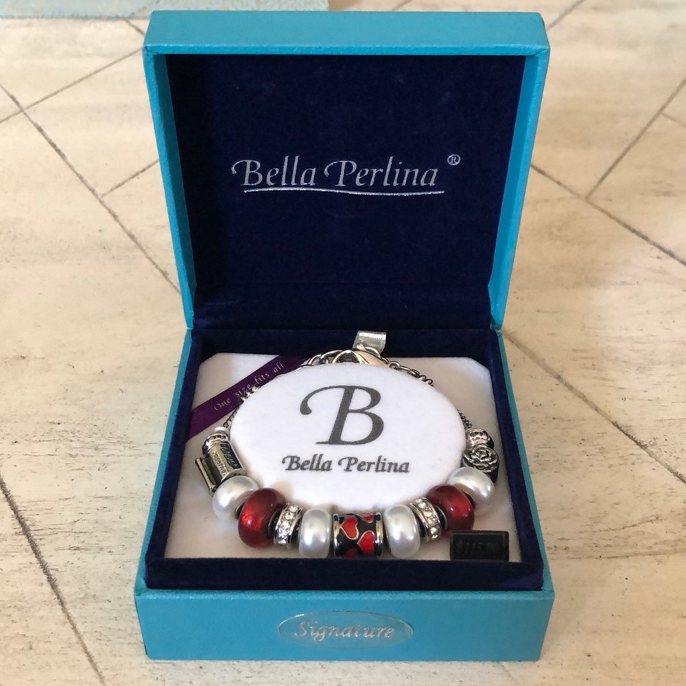 Bella Perlina Charm Bracelet